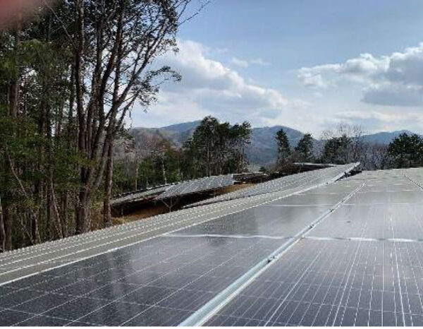 和上ホールディングス_太陽光発電の事例画像01